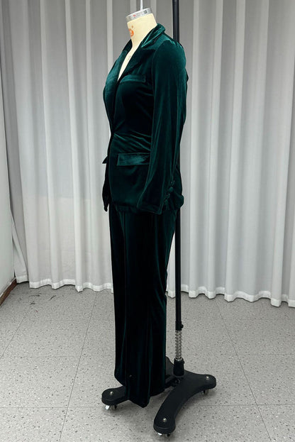 Classic Vintage Garment with a Flattering Fit