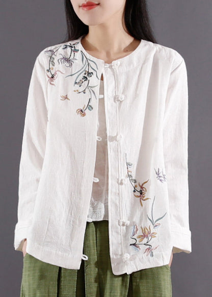 Beautifully Finished Coat in a Timeless Design