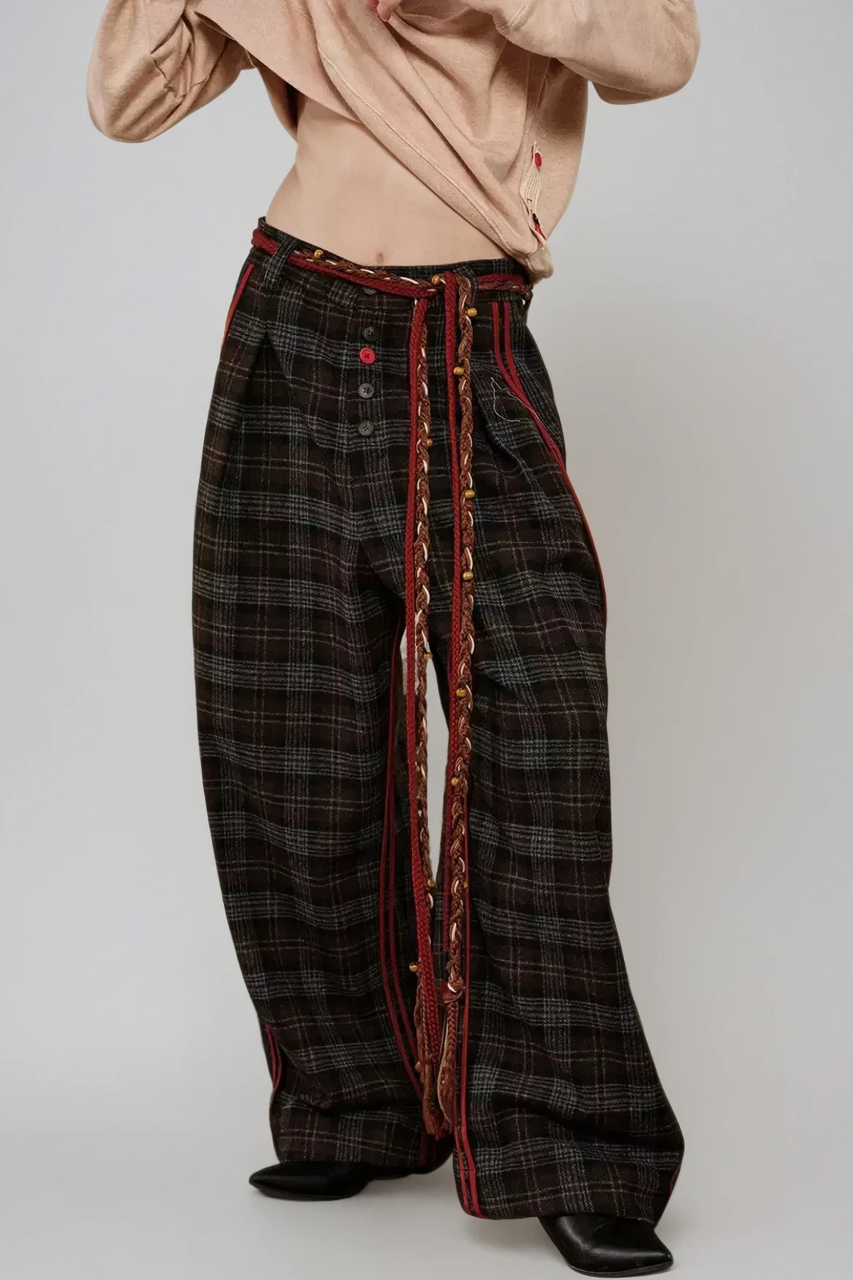 Sophisticated Pants with a Clean Classic Look