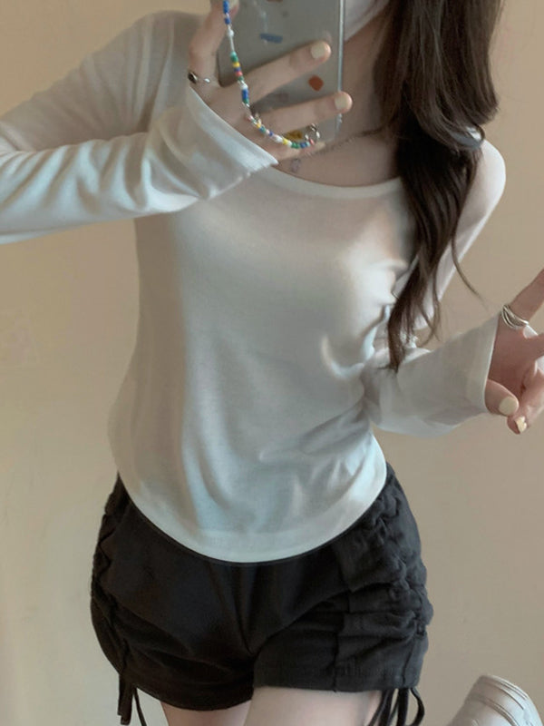 A Vintage Style T-Shirt with Delicate Timeless Details