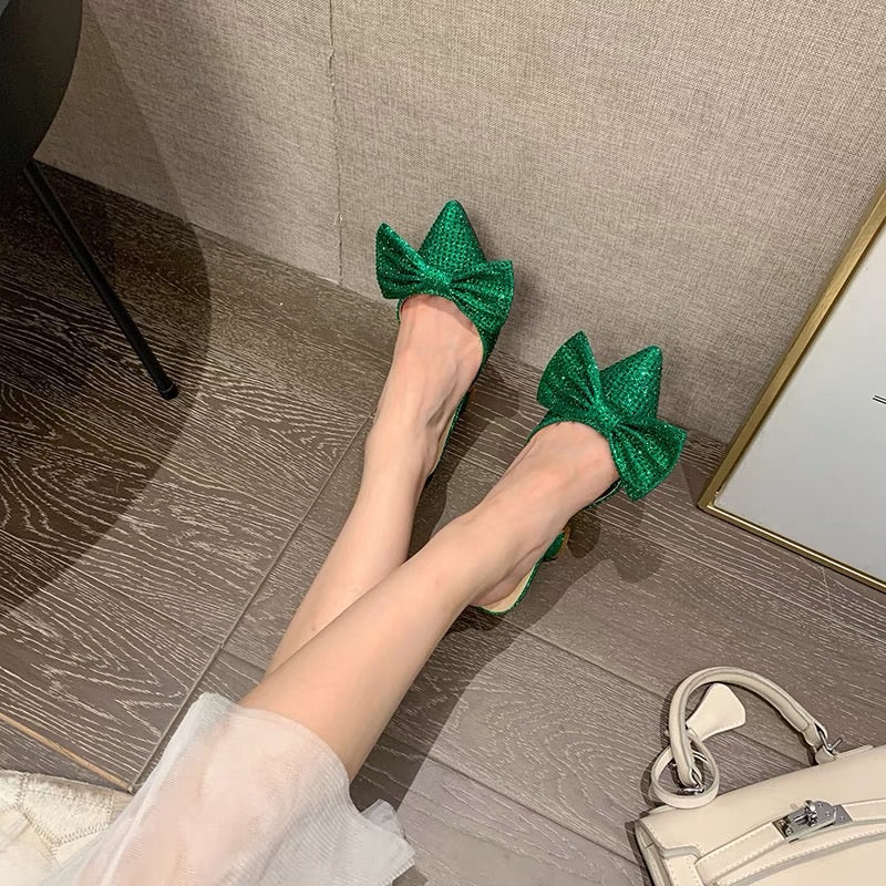 Classic Vintage Heels with a Flattering Fit