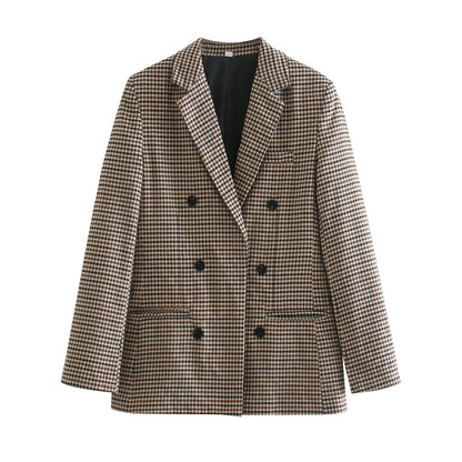 Effortlessly Elegant Jacket with a Timeless Design