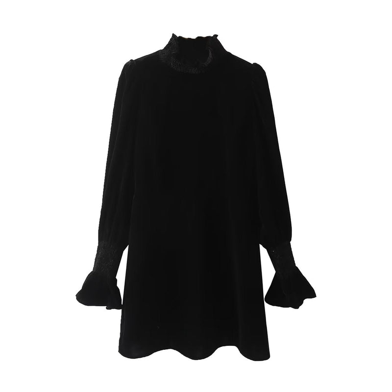 Elegantly Styled Pullover for Everyday Wear