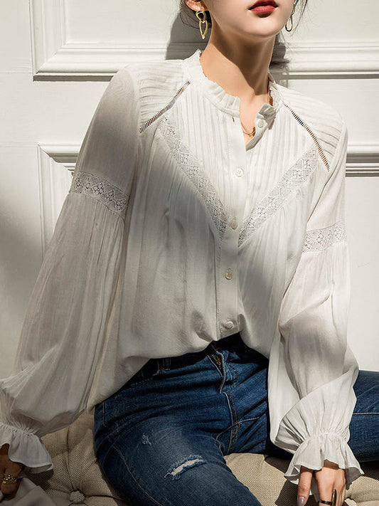 Well Tailored Blouse with a Graceful Silhouette