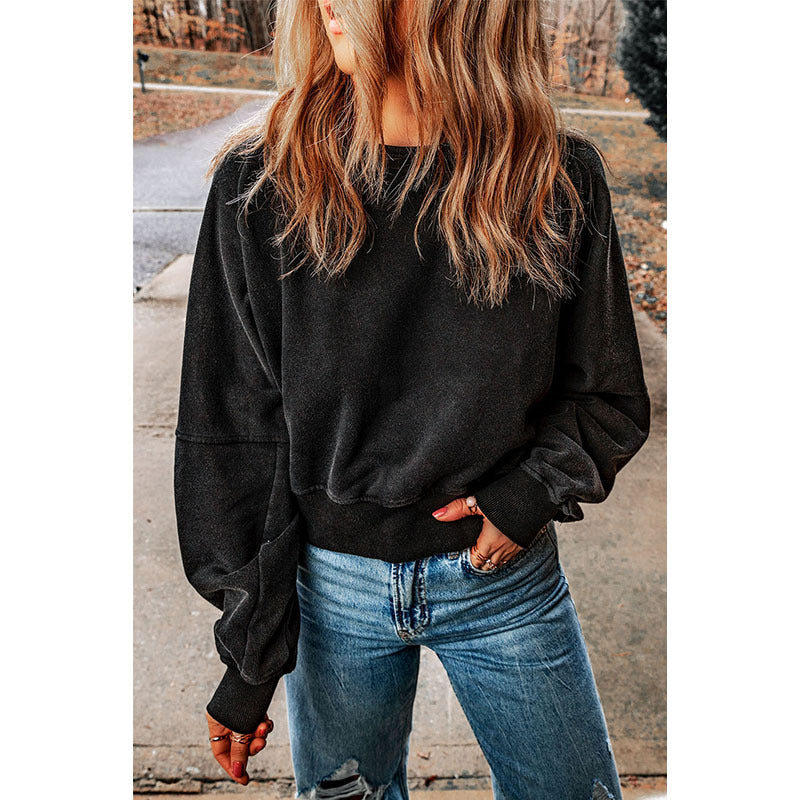 Effortlessly Elegant Sweater with a Timeless Design