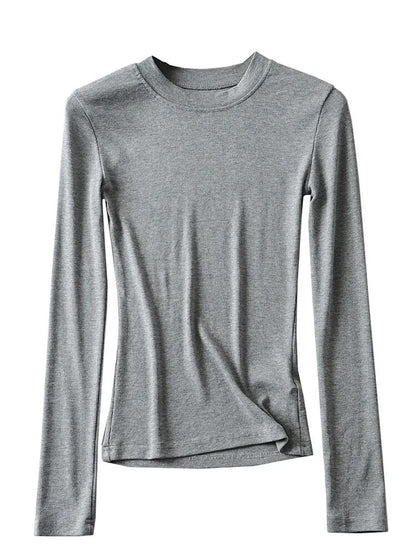 Well Tailored T-Shirt with a Graceful Silhouette