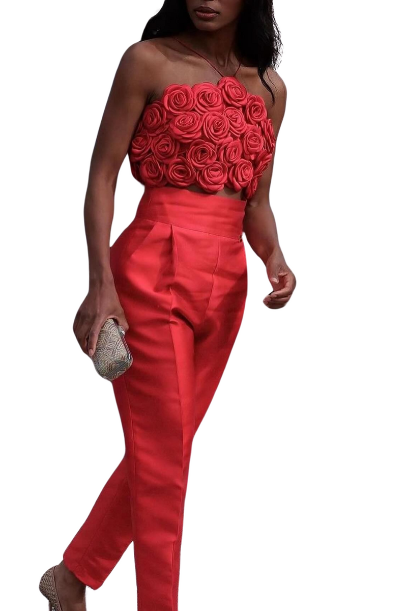 Effortlessly Elegant Top with a Timeless Design