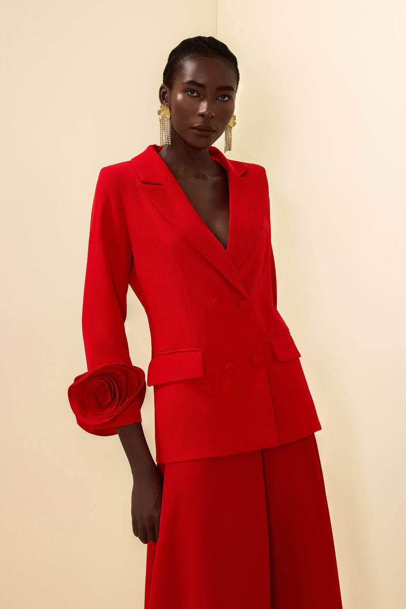 Effortlessly Elegant Garment with a Timeless Design