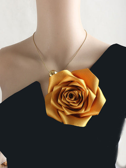 Sophisticated Garment with a Clean Classic Look