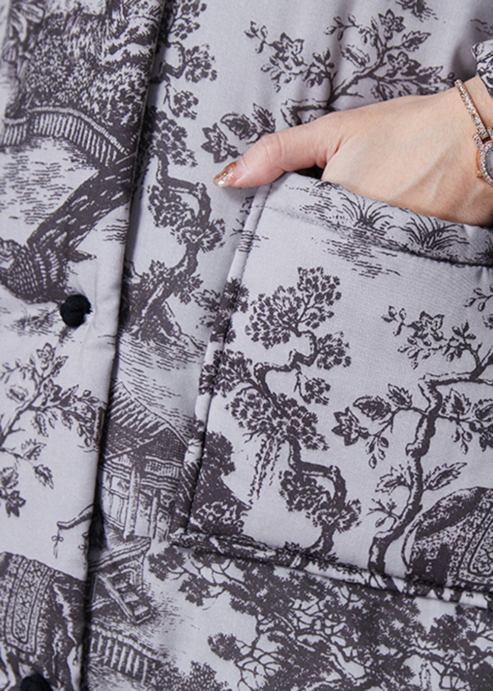 Beautifully Crafted Coat in a Classic Style