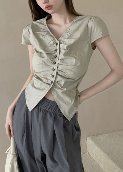 Effortlessly Elegant Shirt with a Timeless Design