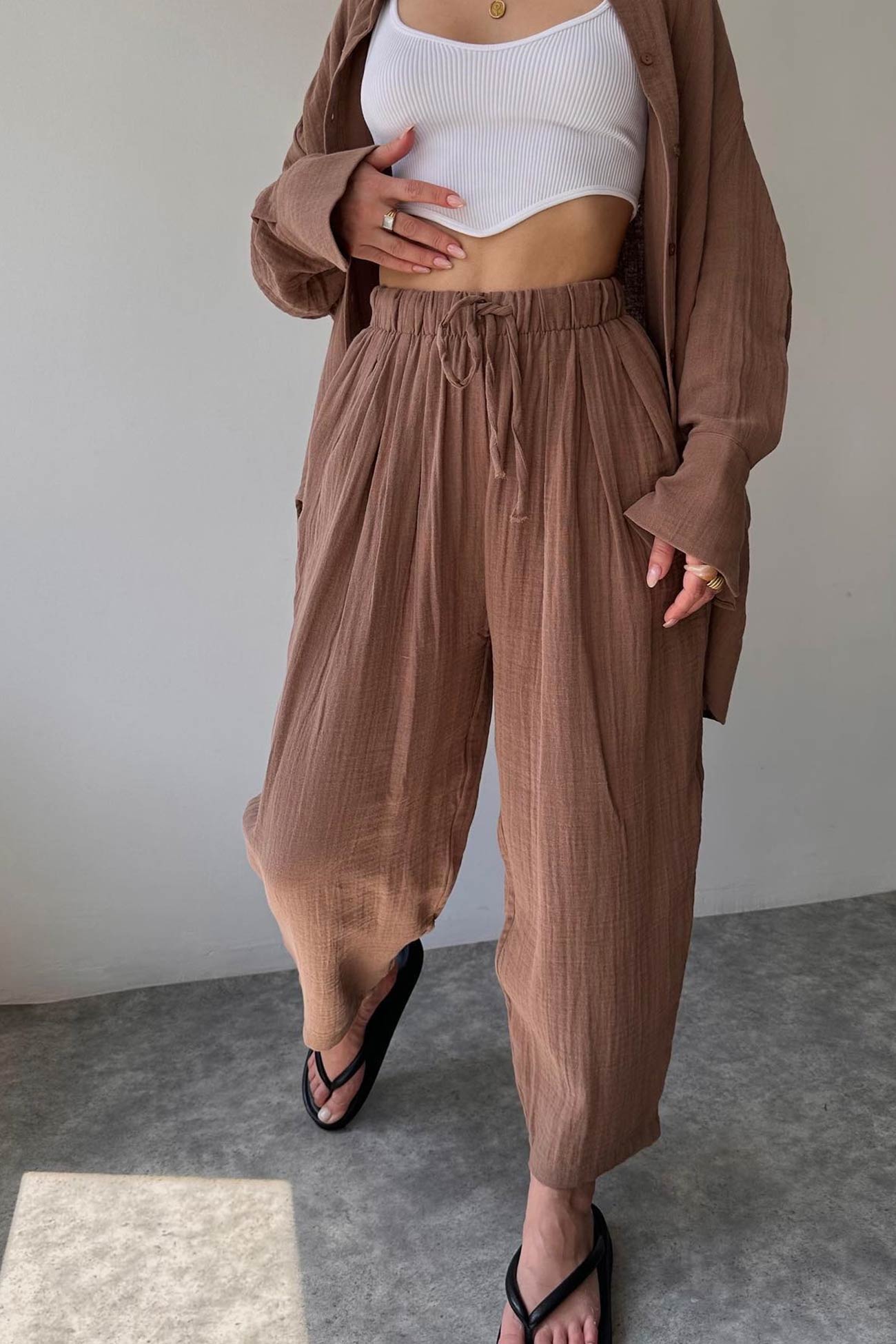 Gracefully Styled Pants for Any Occasion