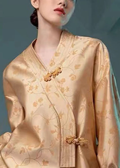 Classic Vintage Coat with a Flattering Fit