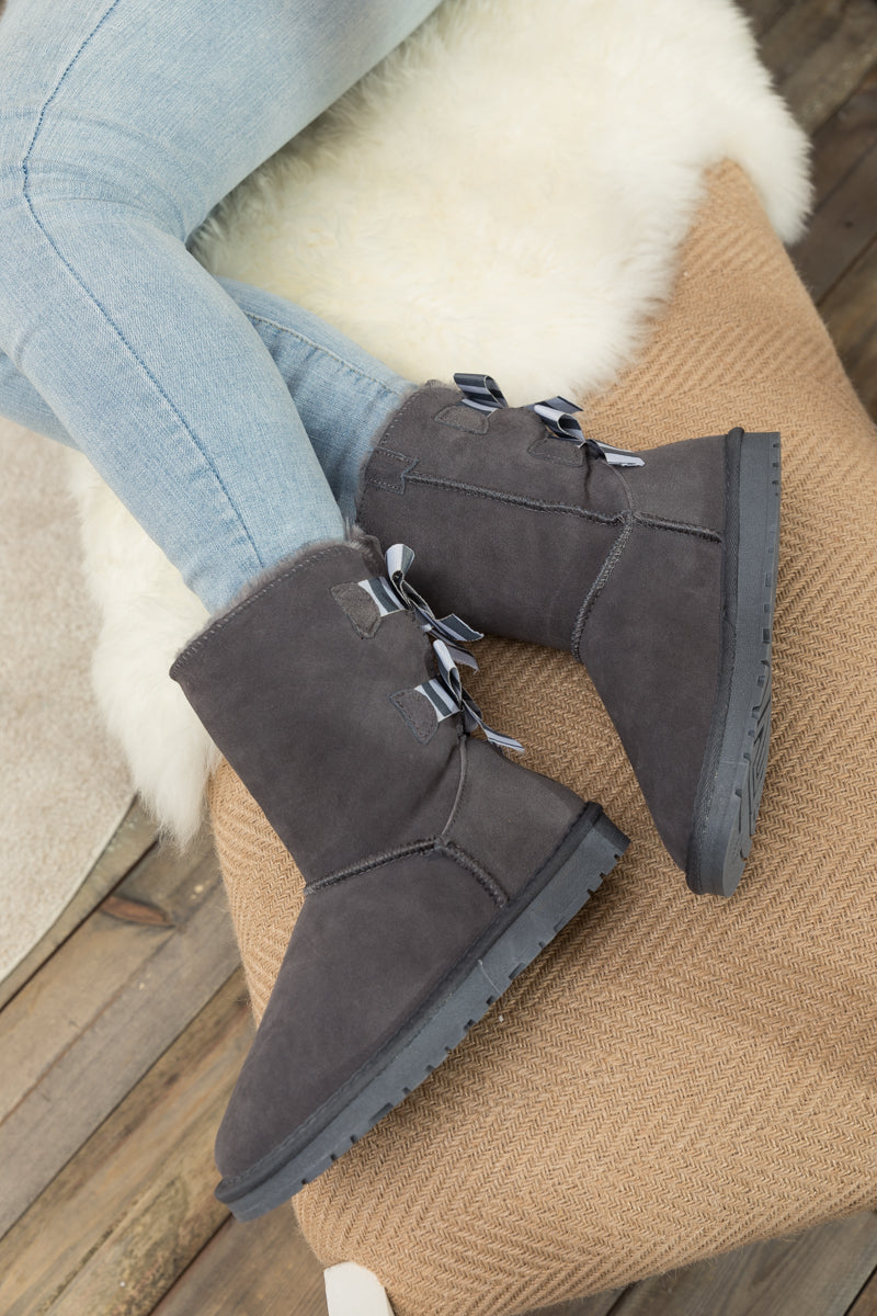 Gracefully Styled Boots for Any Occasion