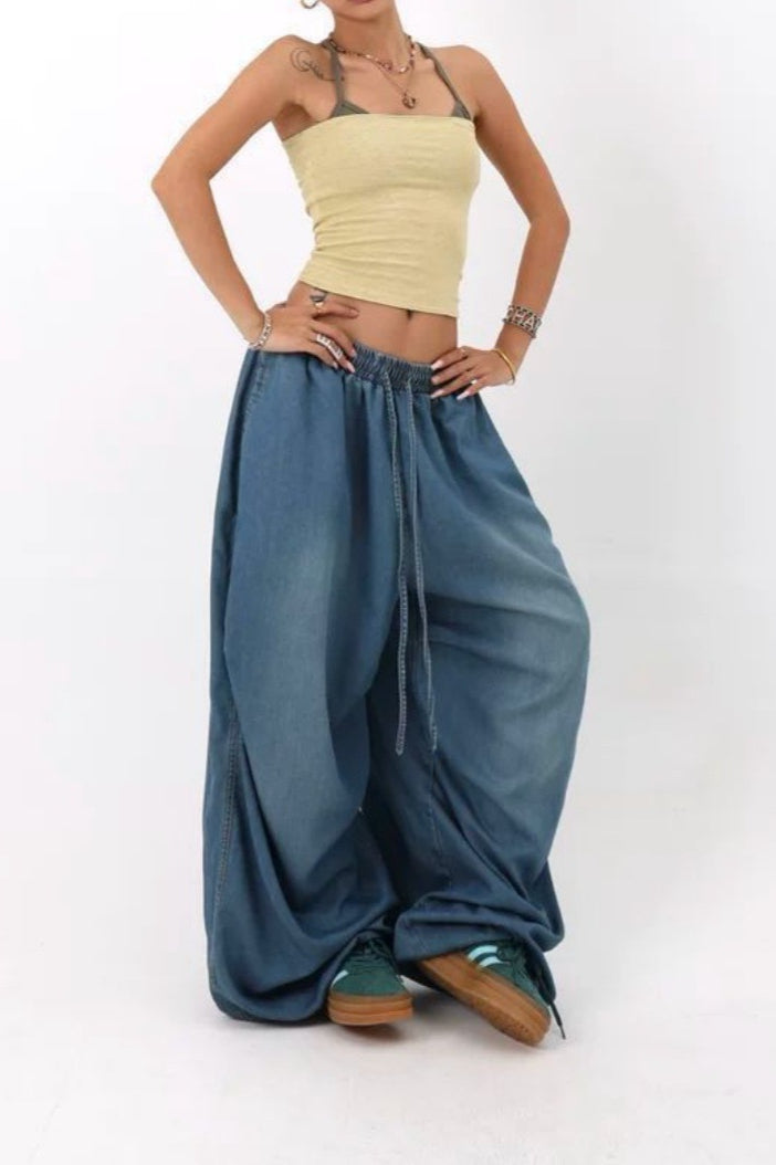 Effortlessly Elegant Garment with a Timeless Design