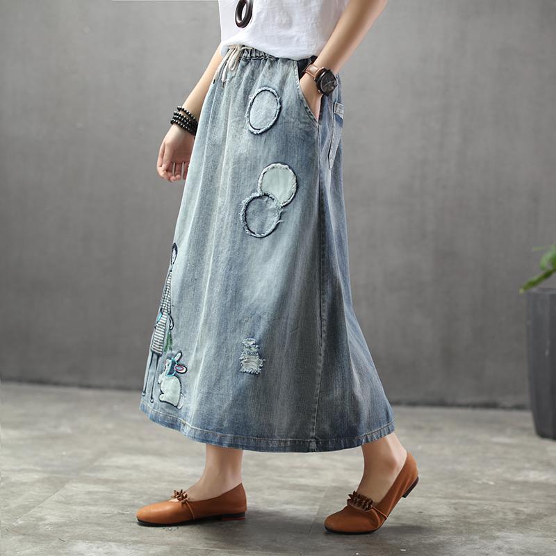Sophisticated Garment with a Clean Classic Look