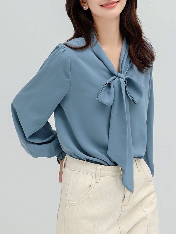 Gracefully Styled Blouse for Any Occasion
