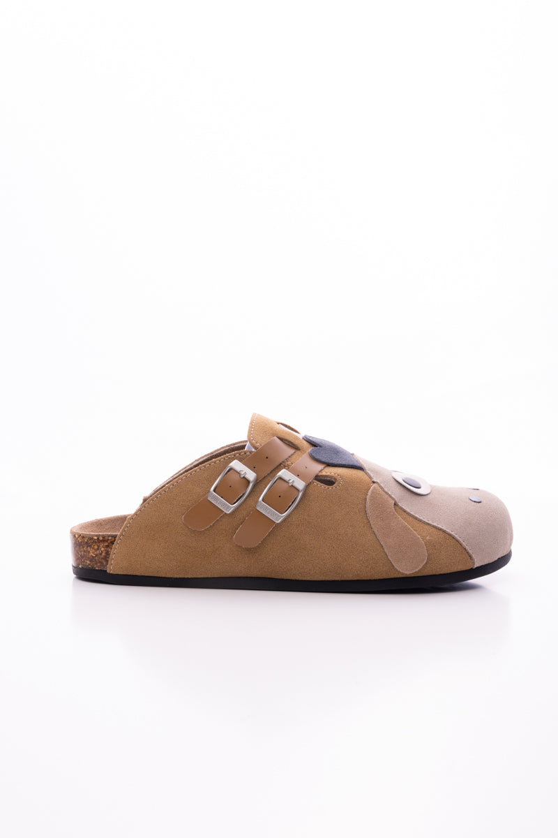 Sophisticated Garment with a Clean Classic Look