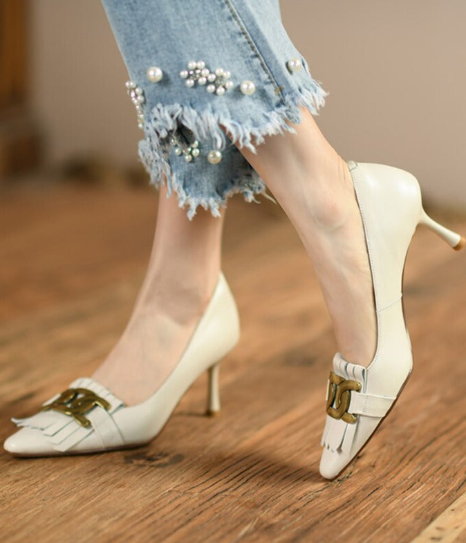 Polished Heels with an Effortless Classic Look