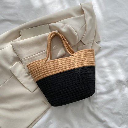 Effortlessly Elegant Bag with a Timeless Design