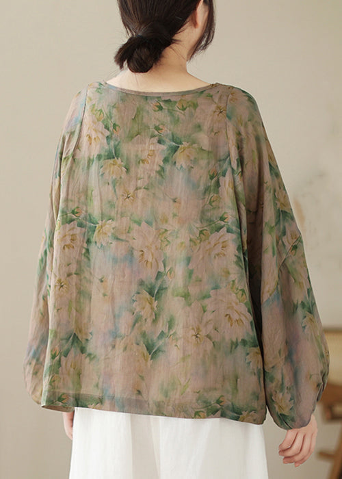 Classic Vintage Shirt with a Flattering Fit