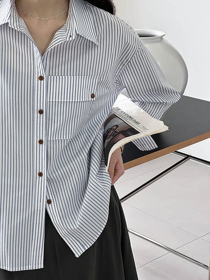 Classic Vintage Blouse with a Flattering Fit