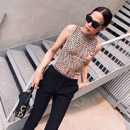 Effortlessly Elegant Top with a Timeless Design