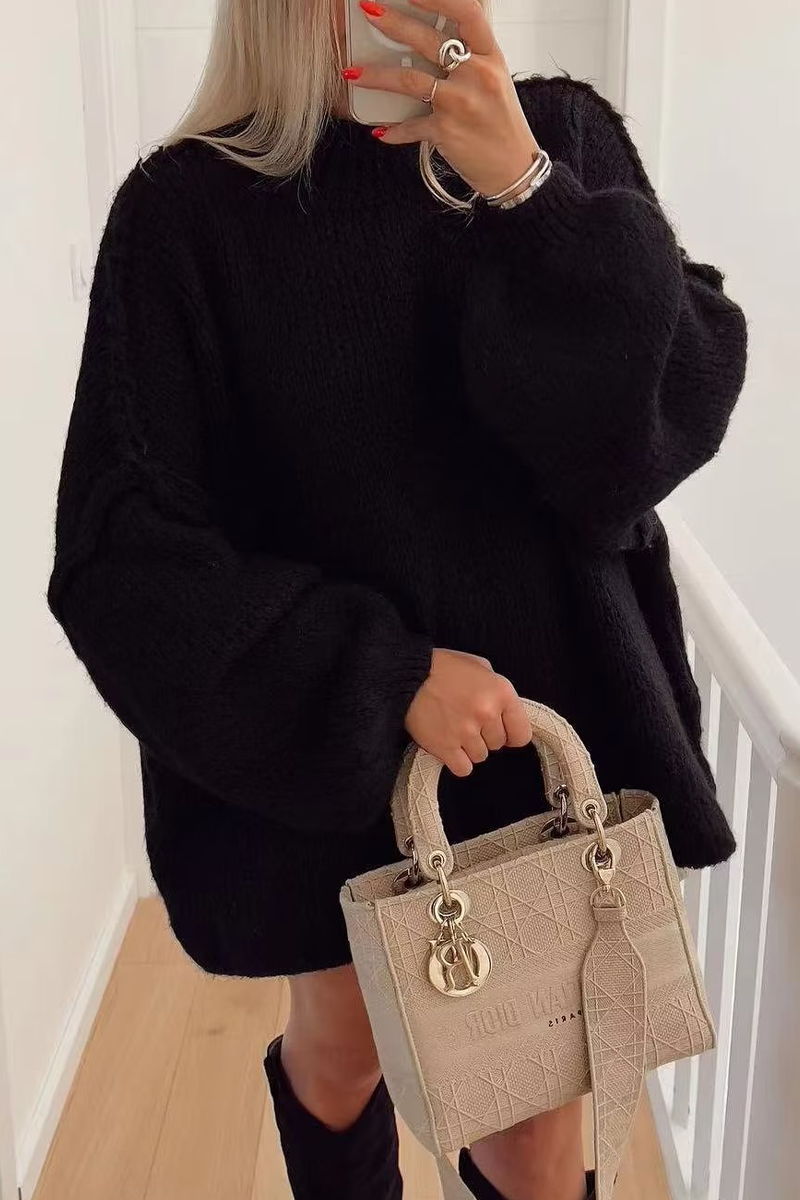 Beautifully Finished Sweater in a Timeless Design