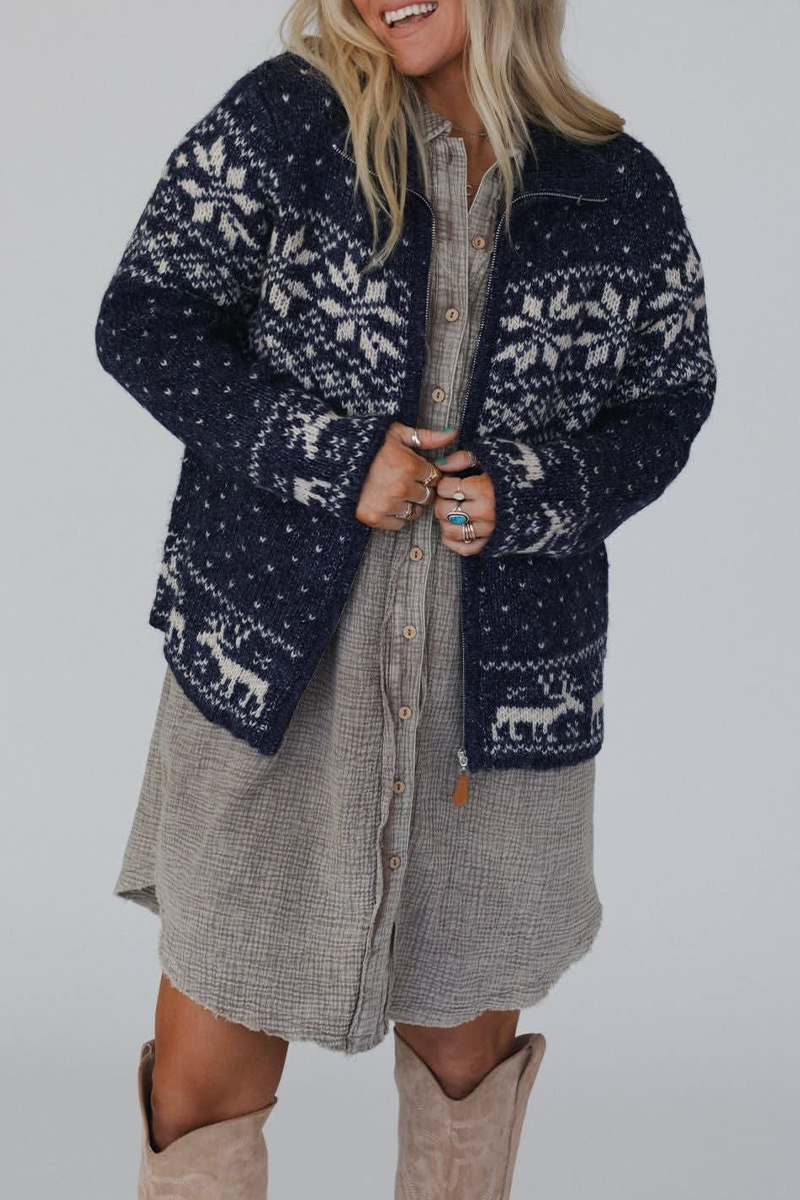 Gracefully Styled Garment for Any Occasion