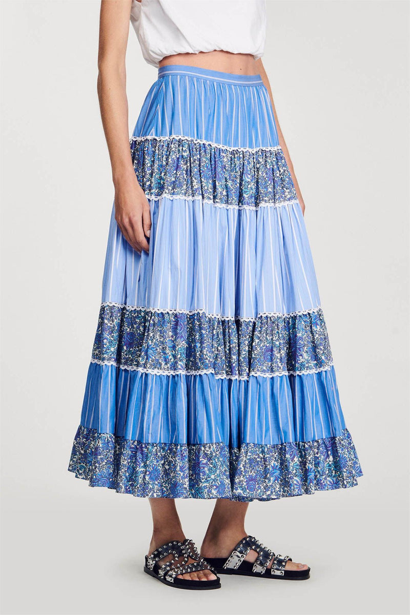 Gracefully Styled Garment for Any Occasion