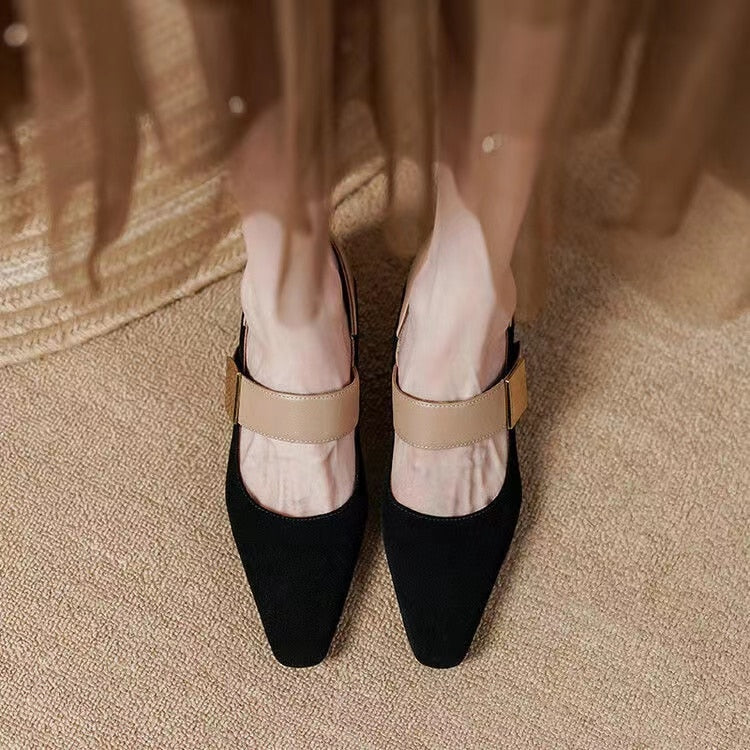 Effortlessly Elegant Shoes with a Timeless Design