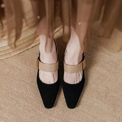 Effortlessly Elegant Shoes with a Timeless Design