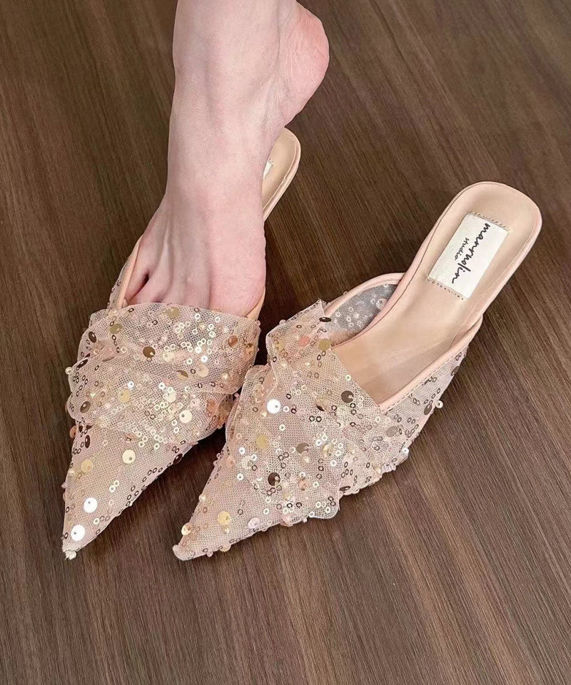 Classic Vintage Sandals with a Flattering Fit