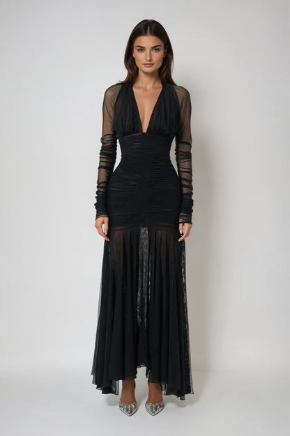 Effortlessly Elegant Dress with a Timeless Design