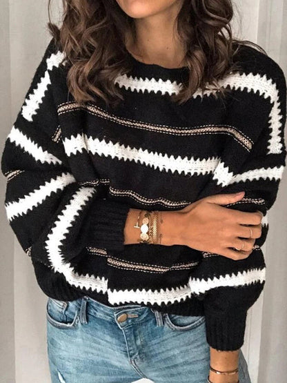 Well Tailored Sweater with a Graceful Silhouette