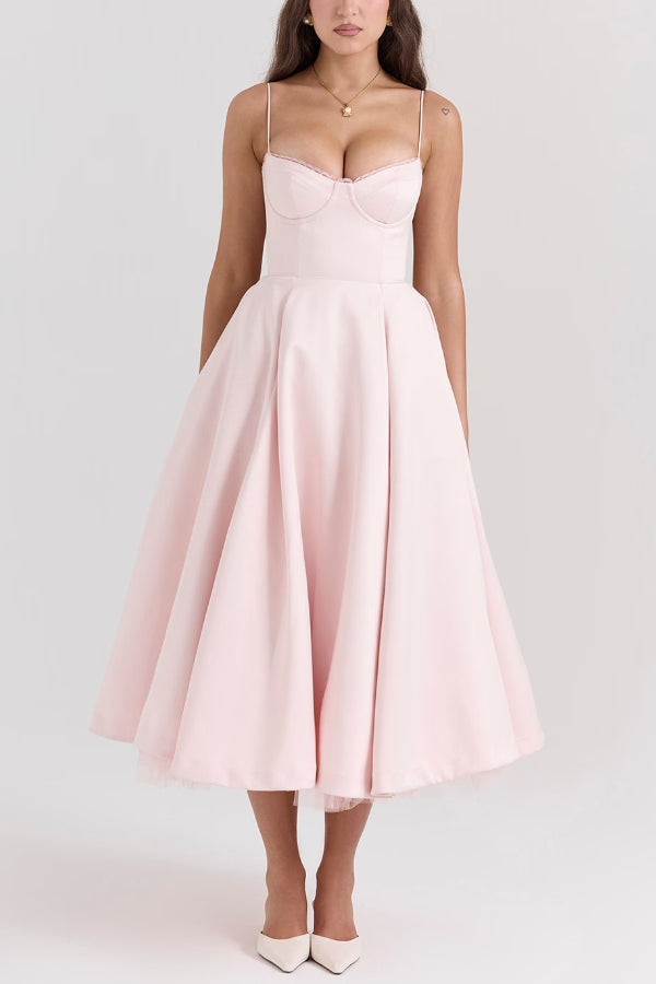 Classic Vintage Dress with a Flattering Fit