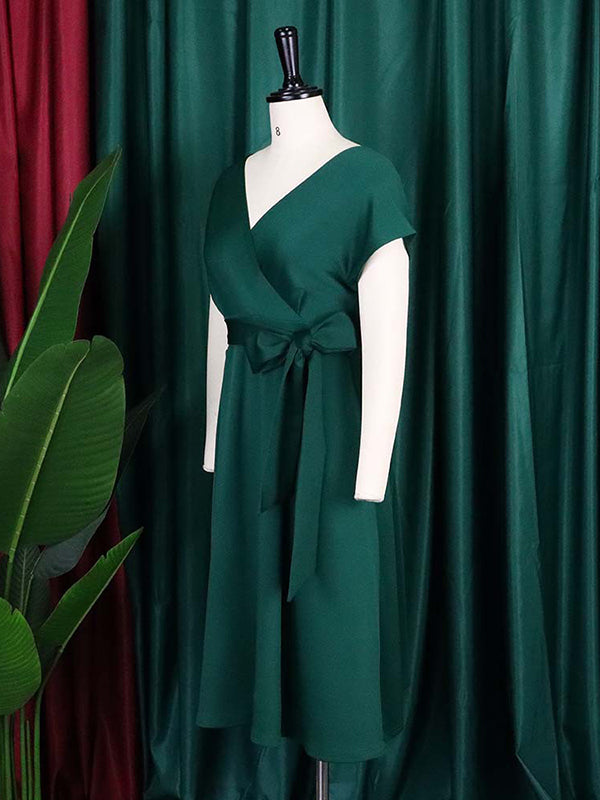 Well Tailored Dress with a Graceful Silhouette