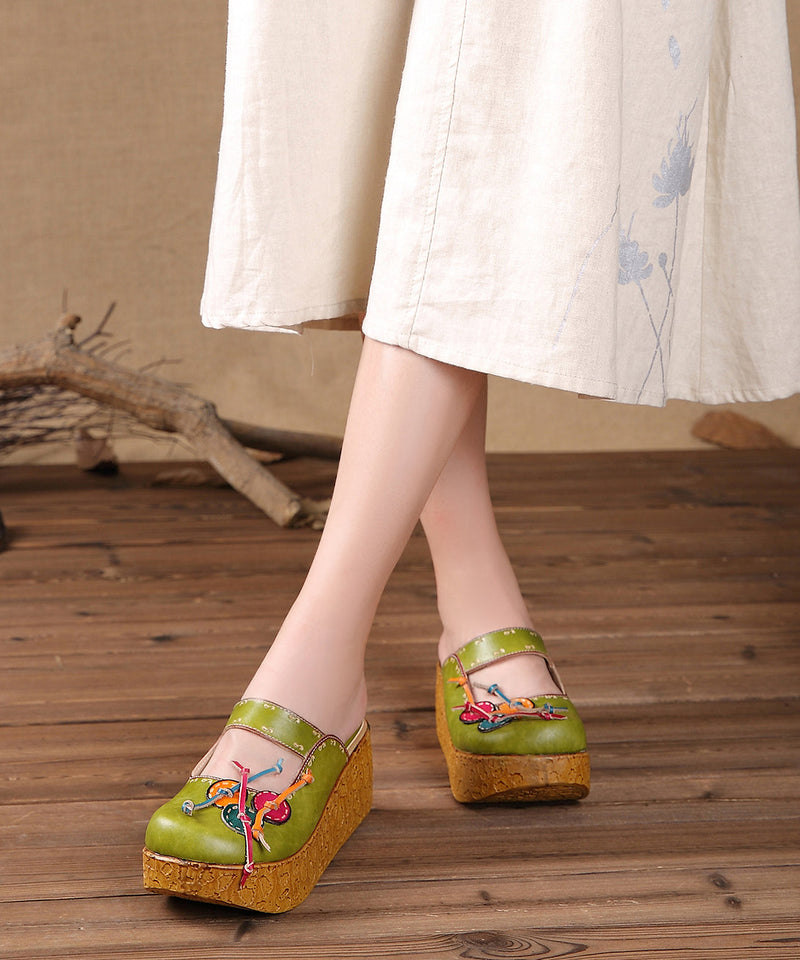 Beautifully Crafted Sandals in a Classic Style