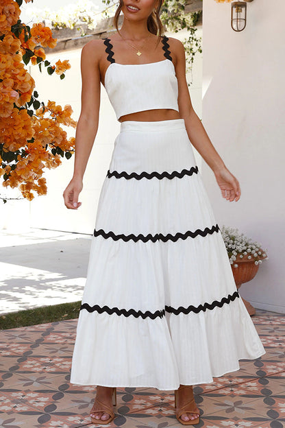 Effortlessly Elegant Garment with a Timeless Design