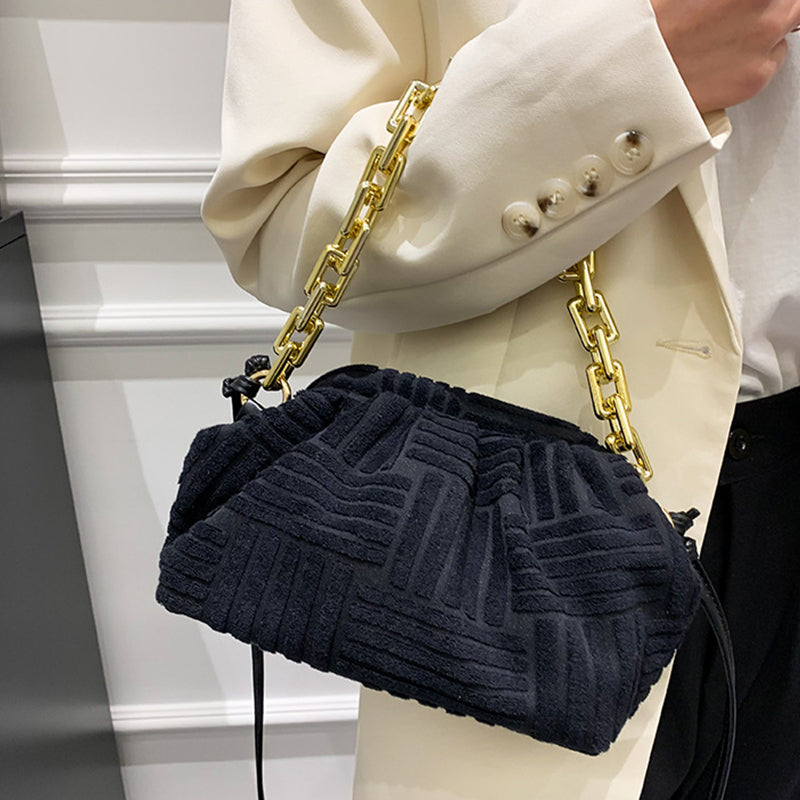 Beautifully Crafted Bag in a Classic Style