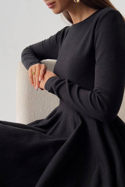 Classic Vintage & Enduringly Stylish Sweater