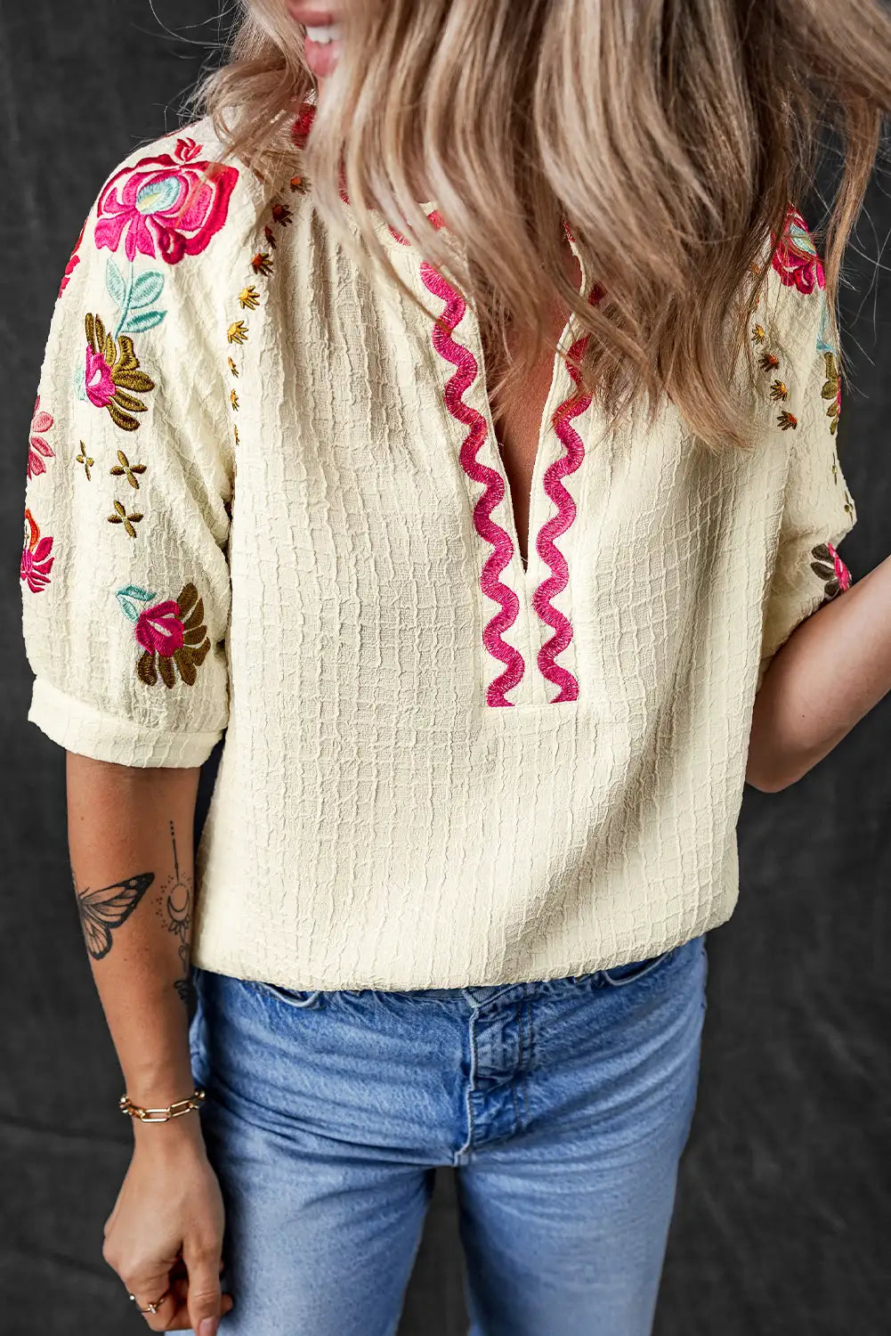 Elegantly Styled Blouse for Everyday Wear