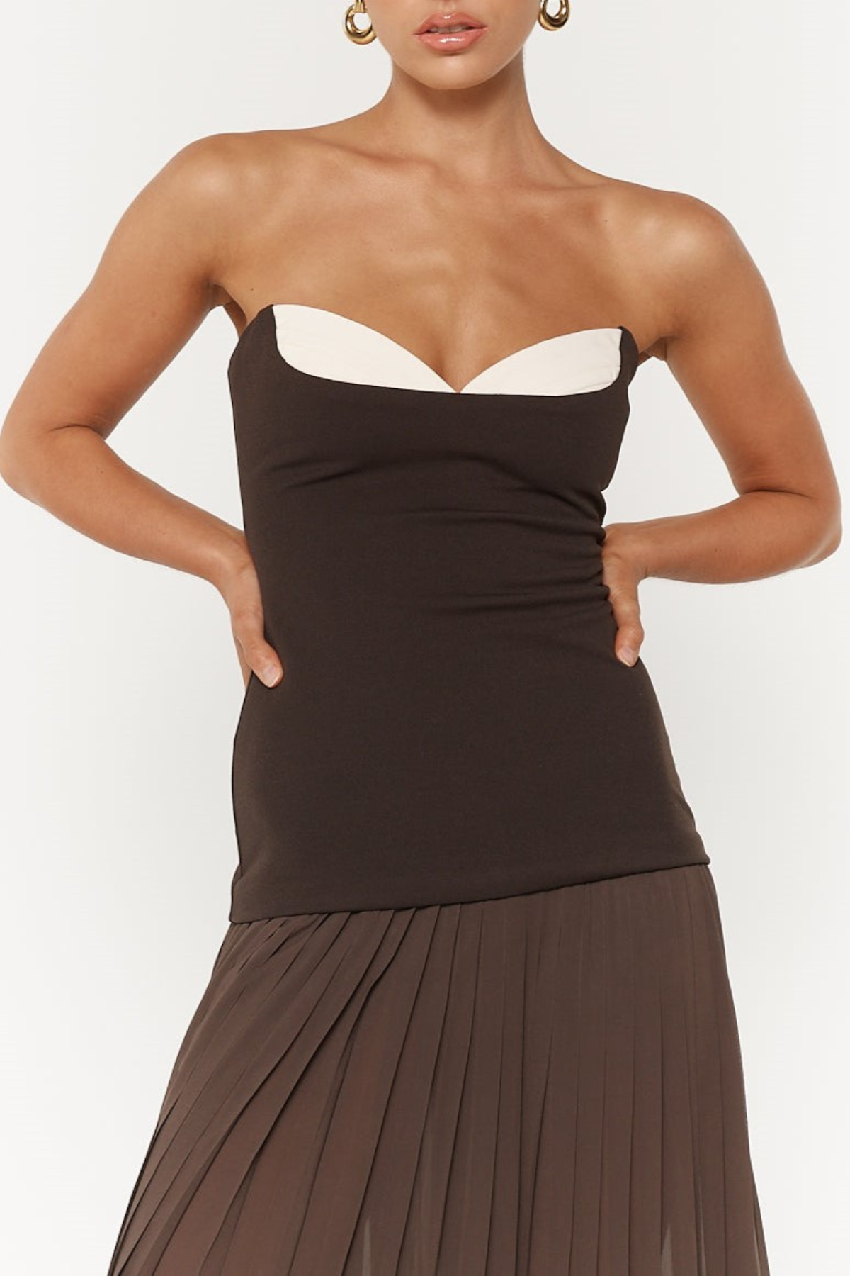 Classic Vintage Dress with a Flattering Fit
