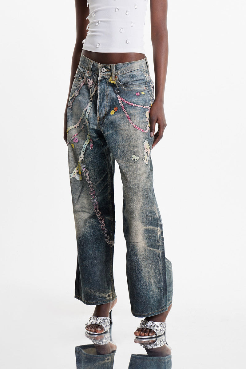 Well Tailored Garment with a Graceful Silhouette