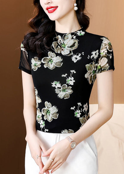 Elegantly Styled Shirt for Everyday Wear