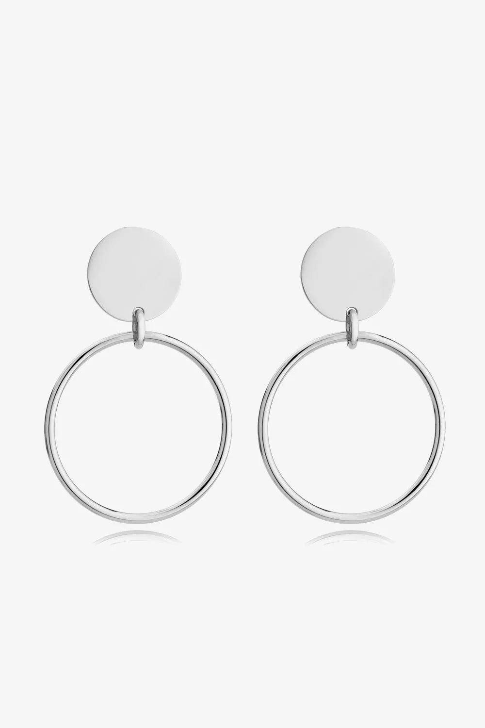 Effortlessly Elegant Garment with a Timeless Design