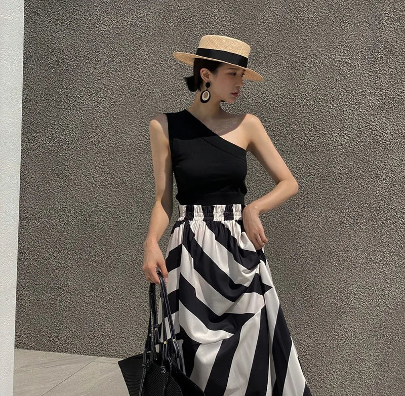Sophisticated Garment with a Clean Classic Look