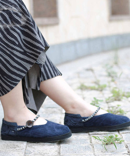 Classic Vintage Shoes with a Flattering Fit