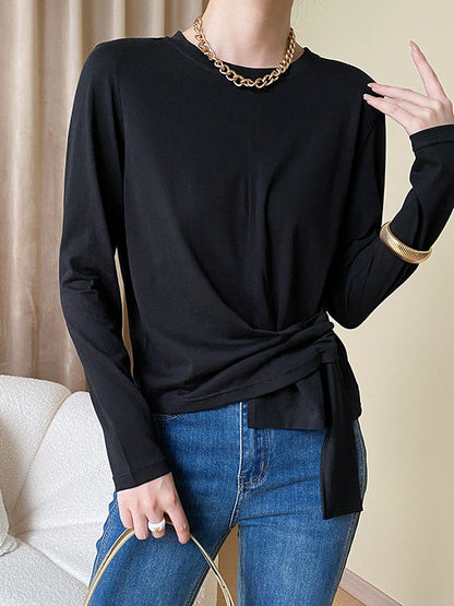 Effortlessly Elegant T-Shirt with a Timeless Design