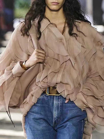 Beautifully Crafted Blouse in a Classic Style